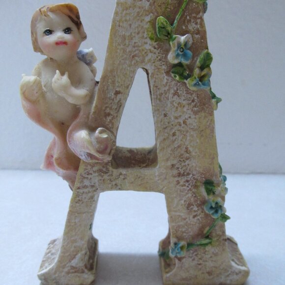 CLASSIC TREASURES PEACE 4” LETTERS with ANGELS FIGURINES DECOR - Picture 5 of 10